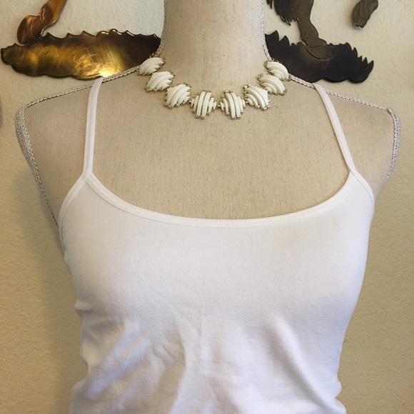 Vintage 70s waffle disc necklace and earring set - Picture 3 of 8